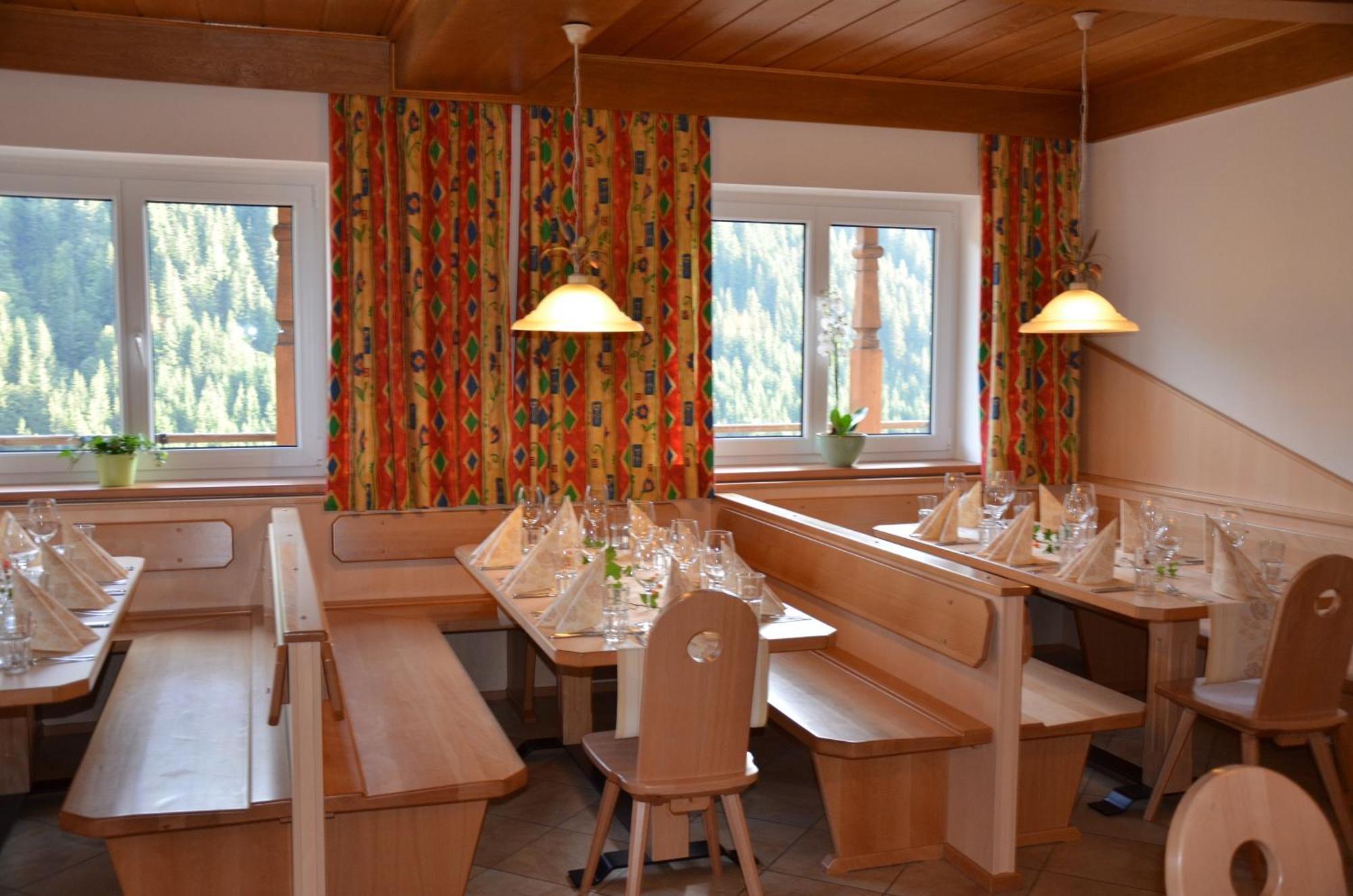 Ski In-Ski Out - Gaestehaeuser Saalbach-Hinterglemm - Wallegghof Christianhof ภายนอก รูปภาพ